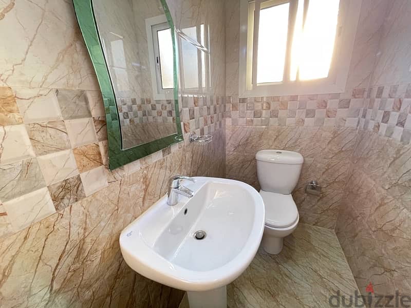 2BHK Apartment in Fereej Kulaib – Prime Location for QAR 4300/Month!** 5