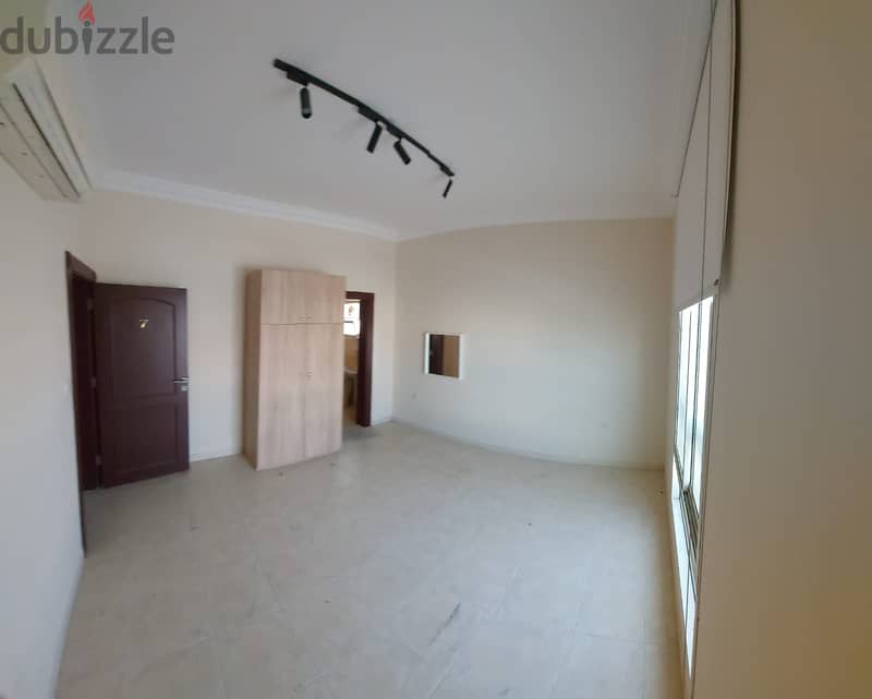 Villas for rent in Al Duhail for family 9 bhk 6