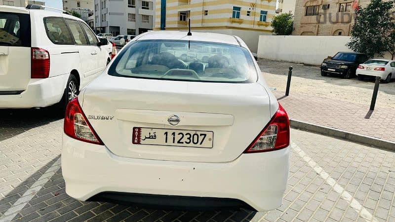 Nissan Sunny 2018 5