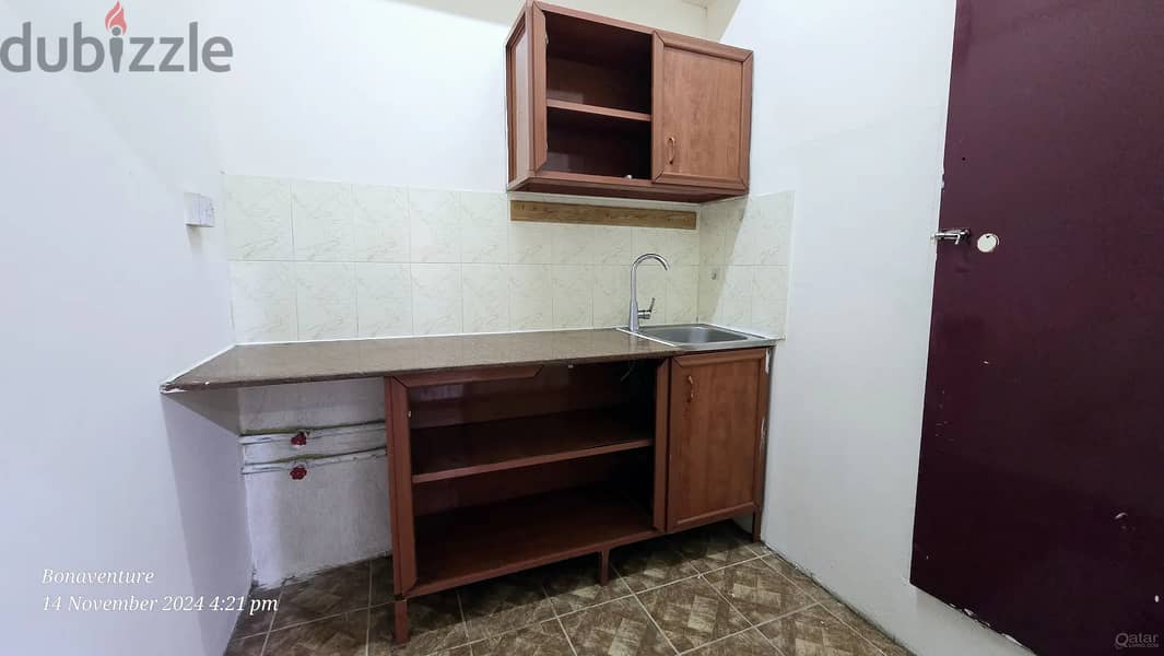 BIG 1 BHK - AL AZIZIYA , AL WAAB - FAMILY VILLA APARTMENT 3