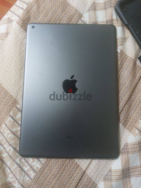 I pad 7,Like new 12