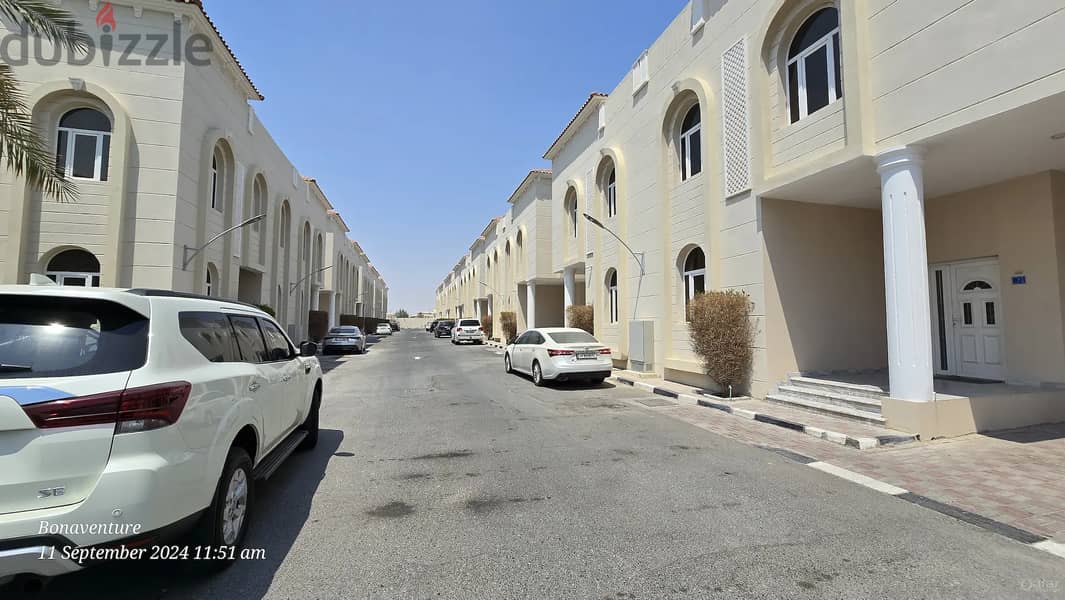 6 BHK  Family Villa  AL KHARTHIYAT, IZGHAWA 1