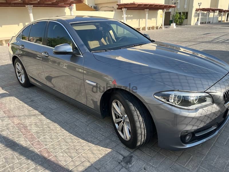 BMW 5-Series 2016 1