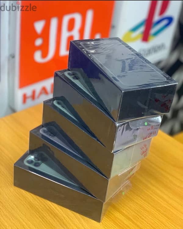 BRAND NEW APPLE IPHONE 11 PRO MAX 256GB NOW AVAILABLE!!! 3