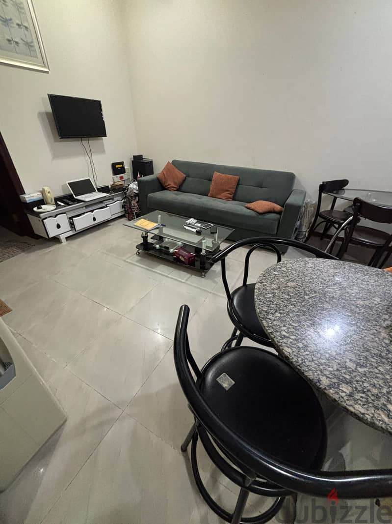 FULLY FURNISHED EXECUTIVE SHARED FLAT @ OLD AIRPORT ROAD - Qrs. 1,850/- 1