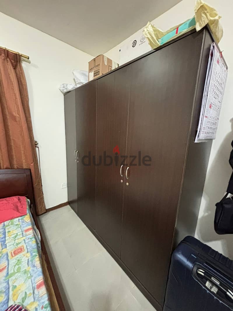 FULLY FURNISHED EXECUTIVE SHARED FLAT @ OLD AIRPORT ROAD - Qrs. 1,850/- 9