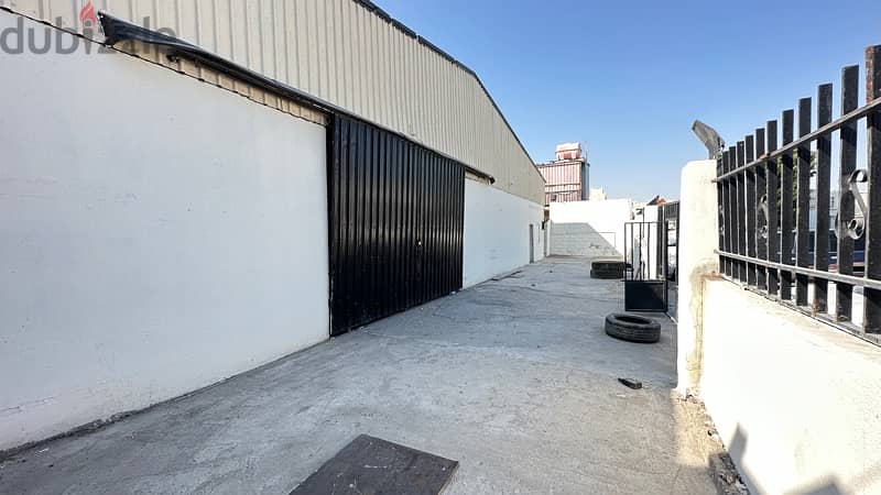 400 Garage with 3 Room For Rent 3