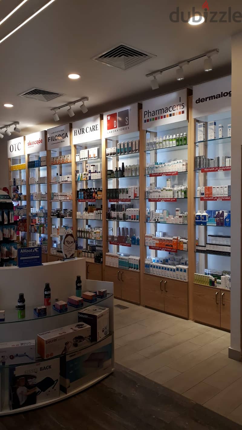 Pharmacy for rent in um Salal Mohammed area in commercial street 6