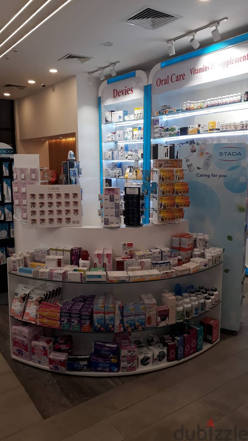 Pharmacy for rent in um Salal Mohammed area in commercial street 7