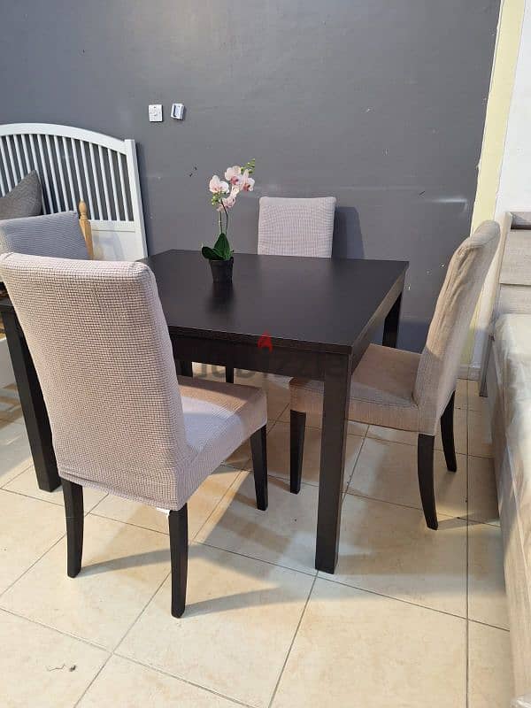 dining table with 4 chairs for sale 1