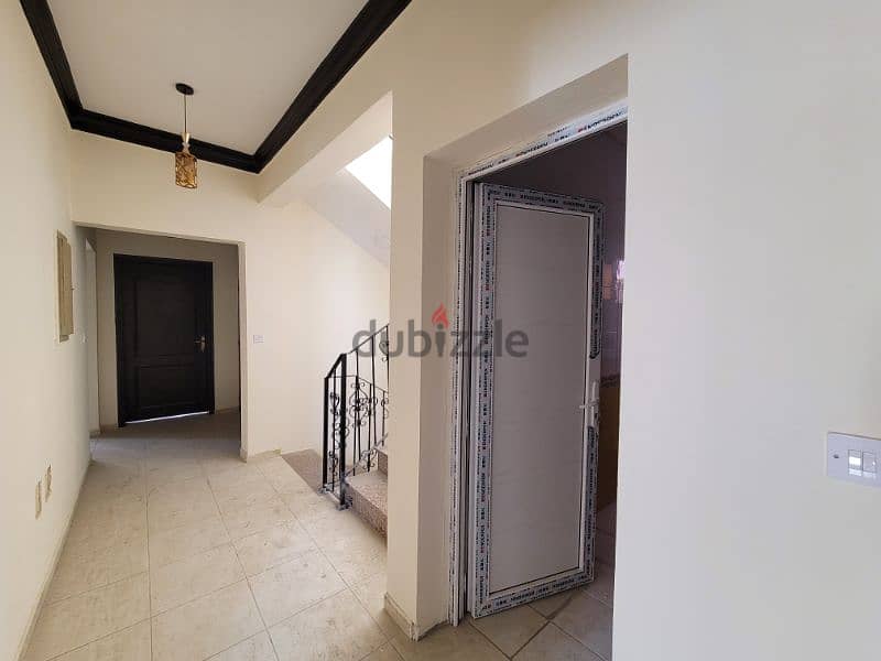 4 rent attached villa in muraikh 11