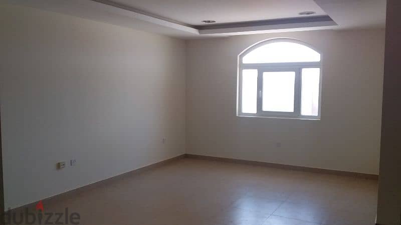 Freestanding spacious 6 B/R Villa in Umslal Mohd( Family/Staff) 4