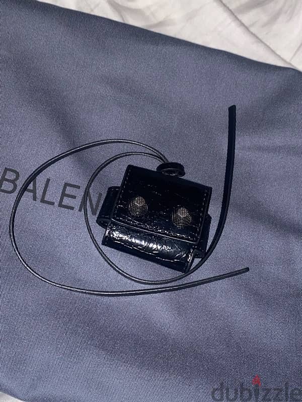 balenciaga le cagole 5