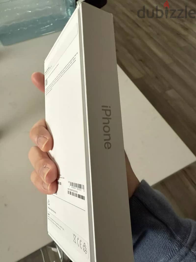 NEW Apple iPhone 16 Pro Max - 256GB - Natural Titanium (Unlocked) 2