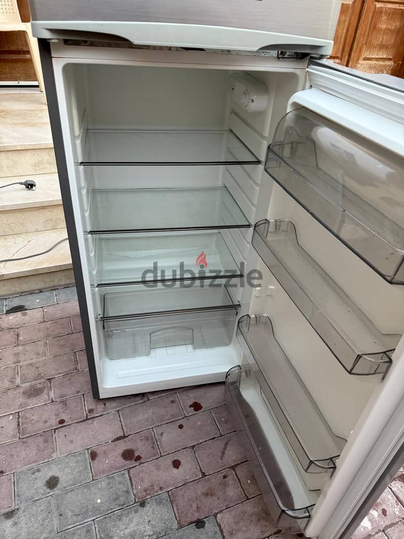 Geepas 240L Double Door Refrigerator 6