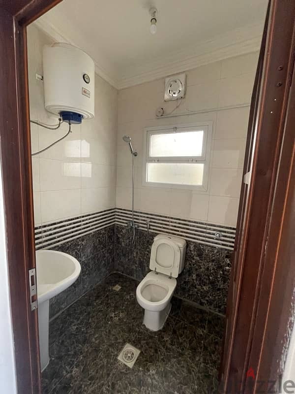 clean and newt Out house studio for rent Ain Khalid near 01 Mall 3