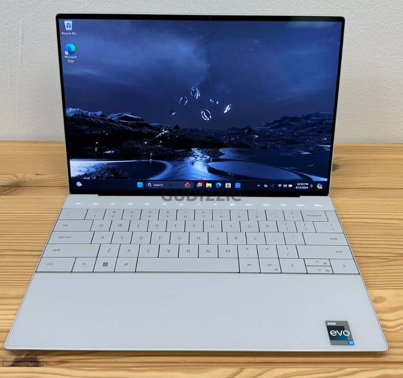 Dell XPS 13 Plus 13.4" - 13th Gen Intel Evo i7 - 32GB - 1TB SSD 1