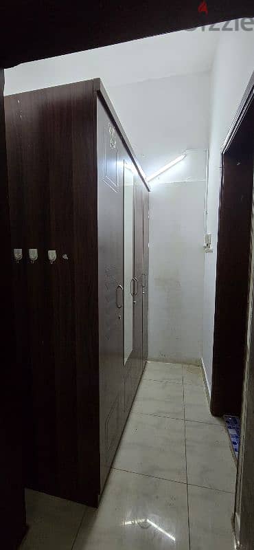 Available spacious 1BHK Nuaija For family or ladies staff