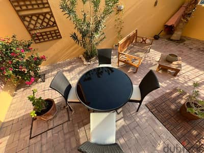 OUTDOOR DINING SET