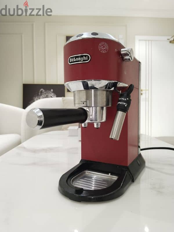 DELONGHI COFEE MAKER 2