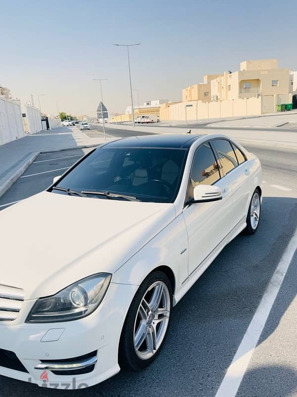 Mercedes-Benz C200 2011 4