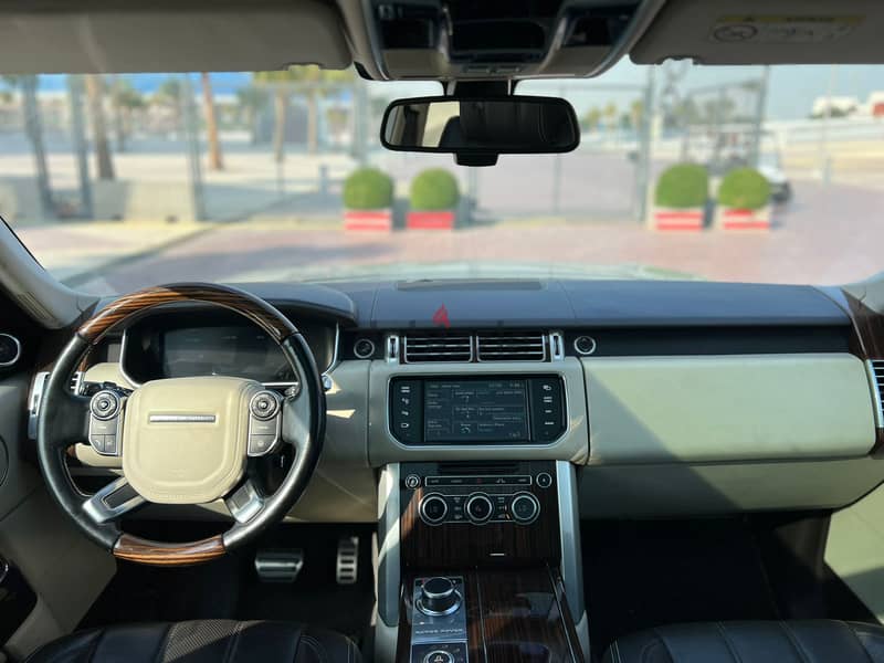 Land Rover Range Rover 2013 vouge supercharged SE 2