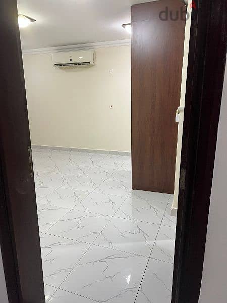 studio and 1BHK available 10