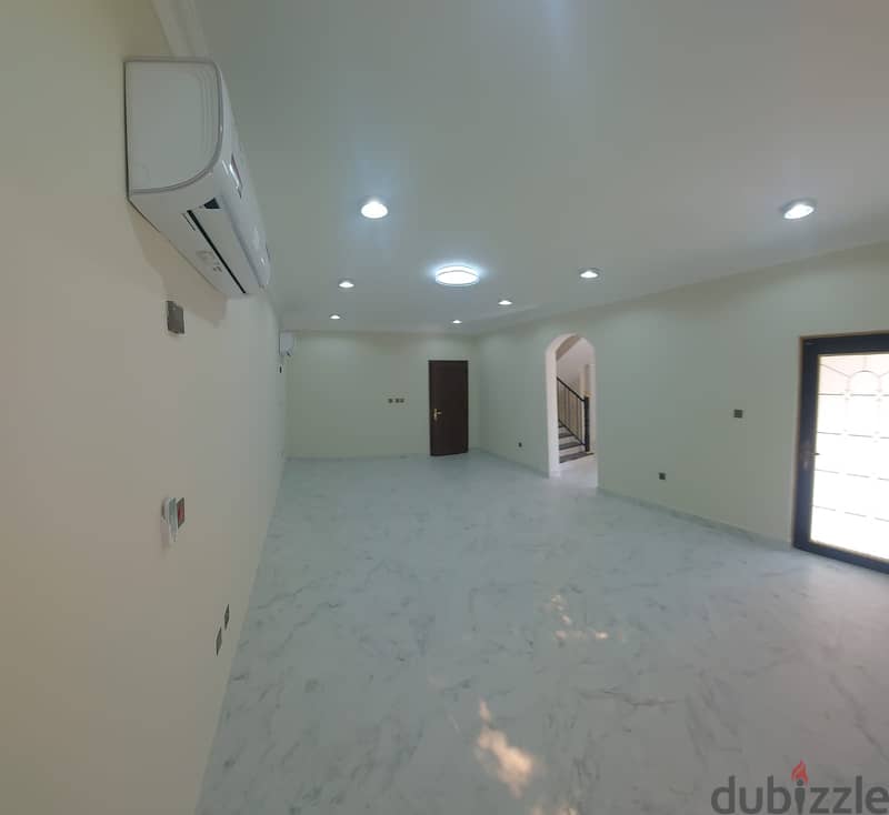 Villa for rent in compound for family only Azghawi area 5 bhk 10