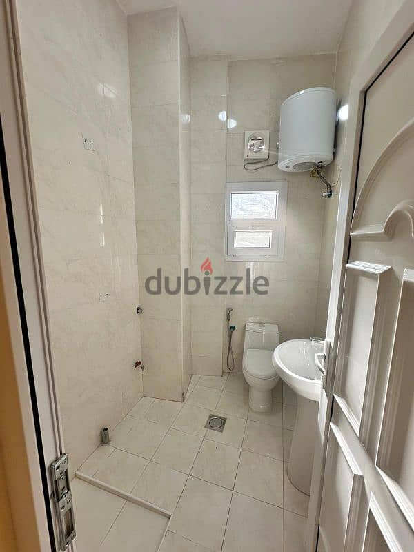 1BHK 2bathroom mathar qadeem 4000 10