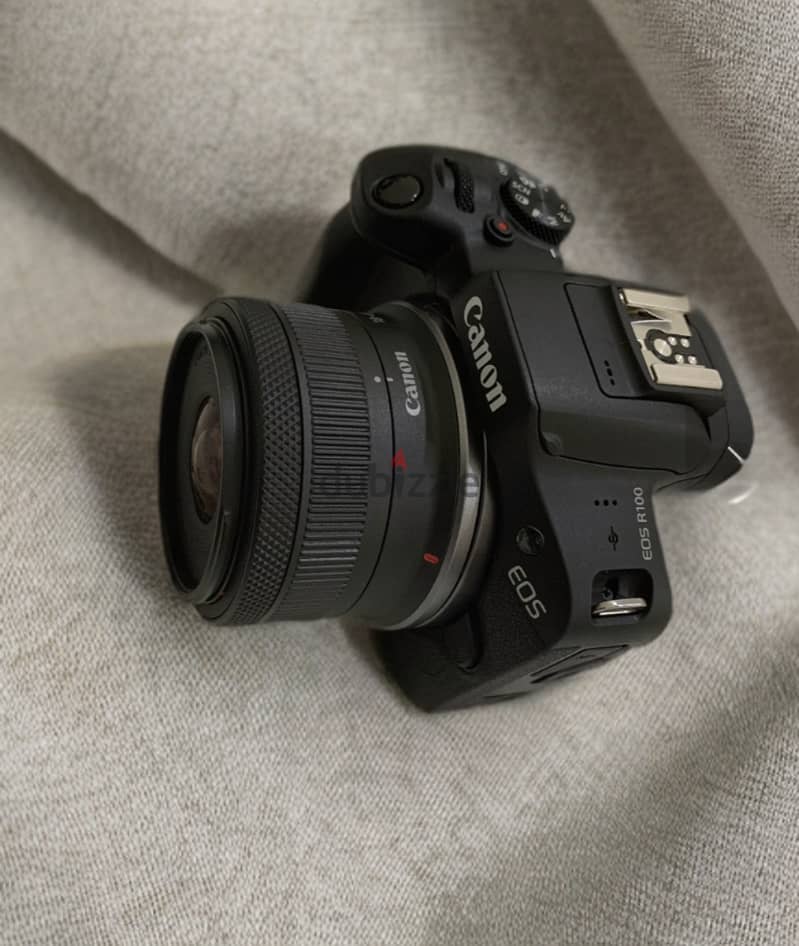 canon R100 MIRRORLESS 2