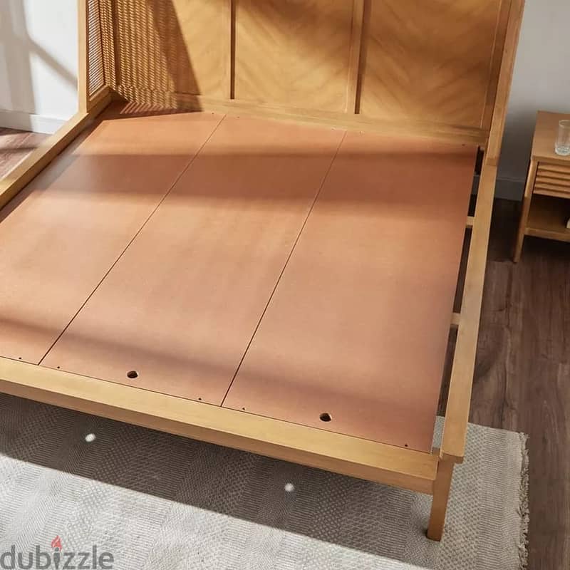 Bedroom Set (Bed, matress, dresser, bedshelf) 0