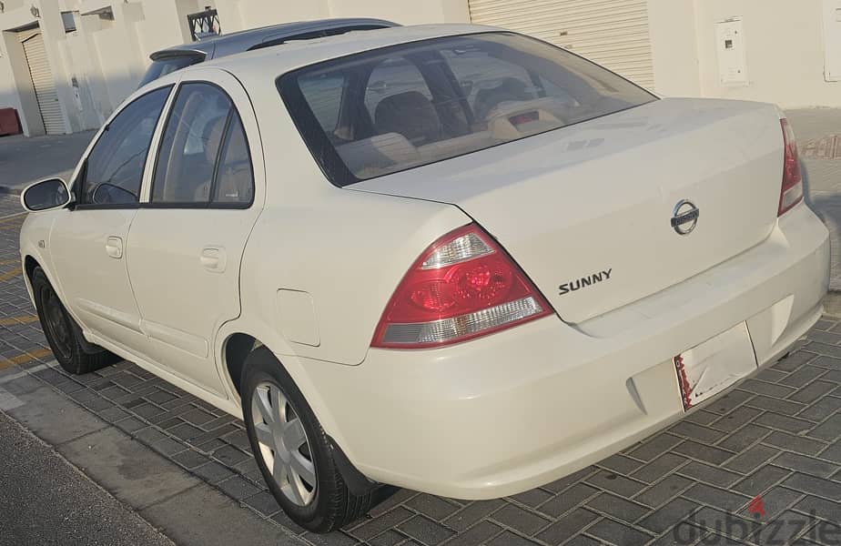 Nissan Sunny 2012 2