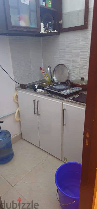 unfurnished studio ain Khalid 2000 3