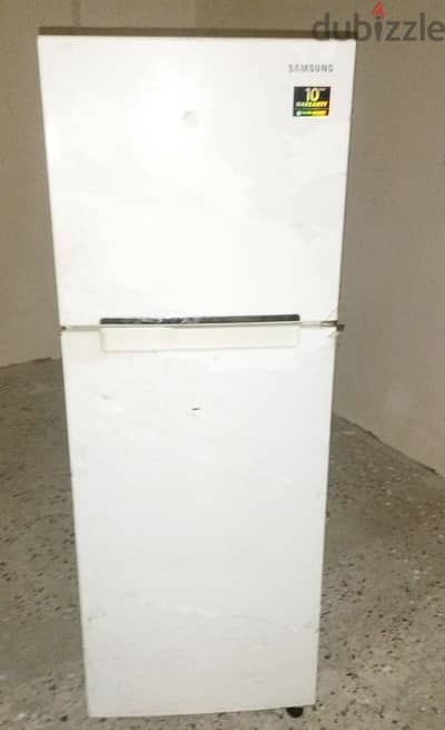 Samsung medium size fridge for sale.