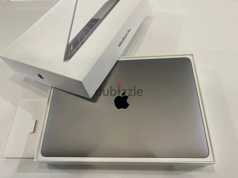 MacBook Pro 13.3 - Apple M1 chip - 8GB Memory - 512GB SSD 0