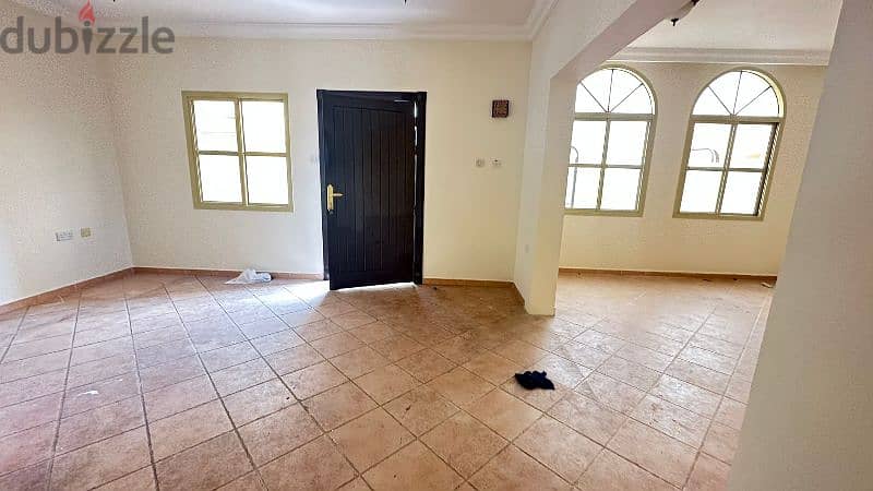 5 Bedroom Villa For Rent - Al Hilal 1