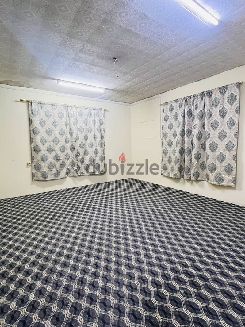 Spacious big studio for rent 0