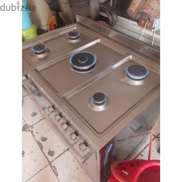 gas oven and cooking rang  repair and Service  Call:55564206 whatsapp 1