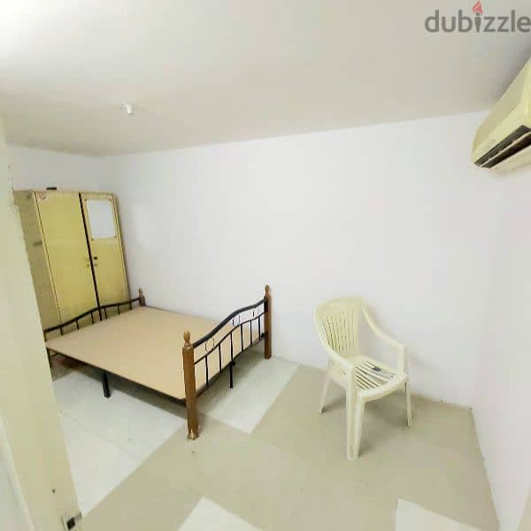 executive bachelor' studeo penthouse@al munthaza, near ALMEERA 1