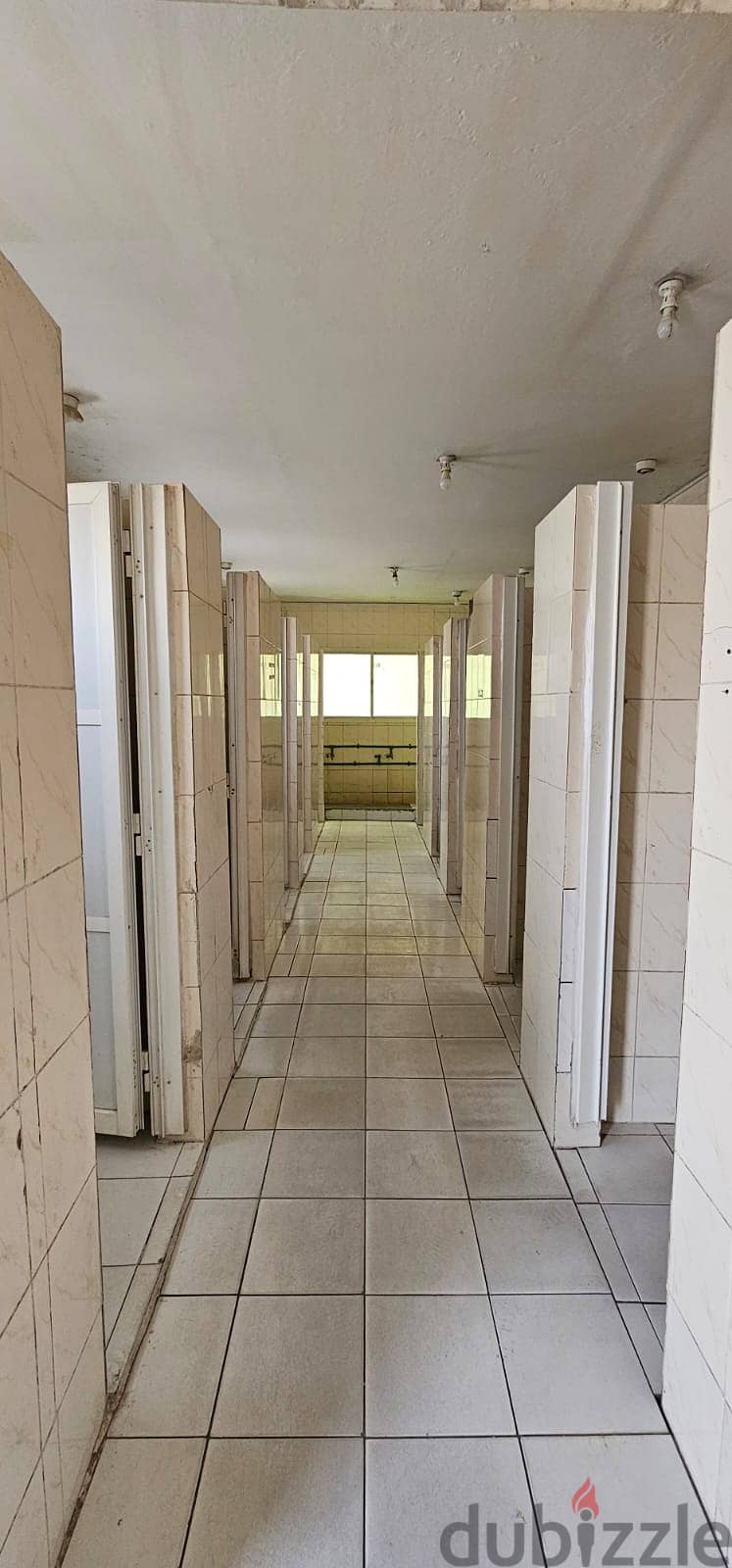 33 rooms for rent industrial area 4