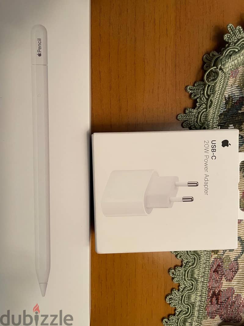 Apple Ipencil + Adapter - brand new sealed 11