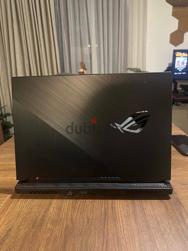 Asus ROG Strix 0