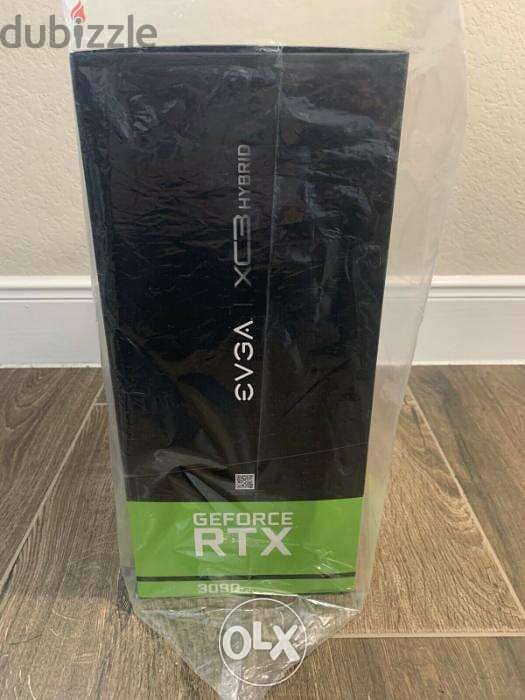 BRAND NEW EVGA GeForce RTX 3090 XC3 Hybrid 3