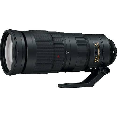 Nikon AF-S NIKKOR 200-500mm f/5.6E ED VR Lens 1