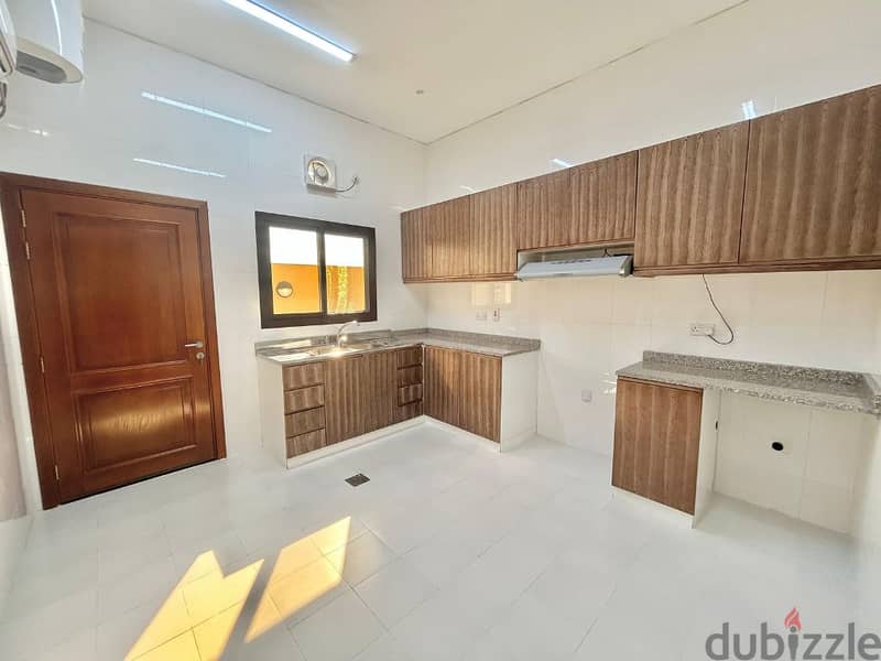 Unfurnished|5 Bedroom Compound Villa in Al Markhiya|Near Alhazm Mall 9