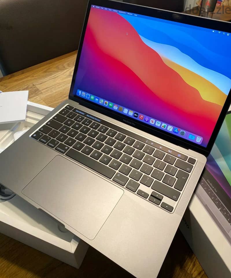 Apple MacBook Pro 16 Inch 2019 8-Core i9 1TB 16GB RAM Touch Bar 0