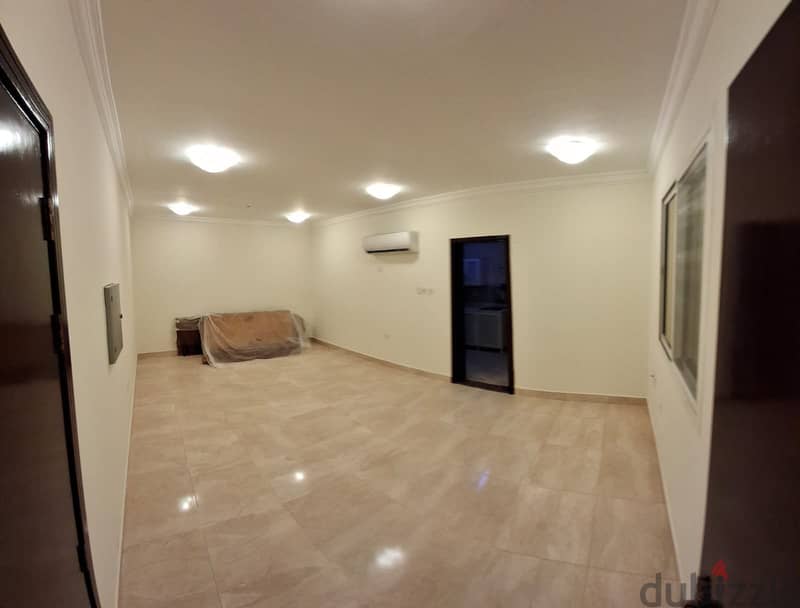 For rent in Al Mashaf naer Lulu Hypermarket 2bhk family 3