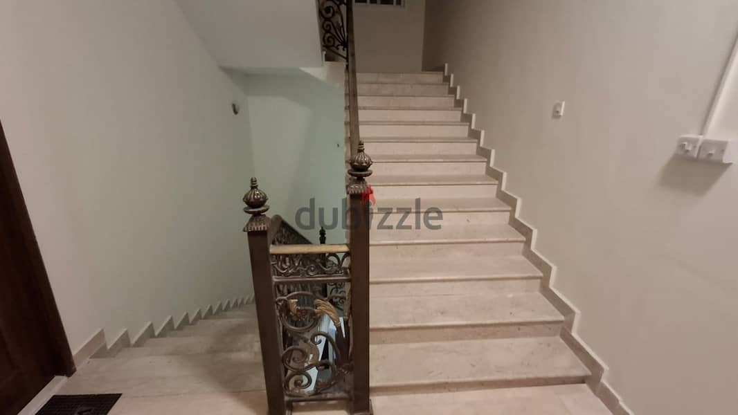 For rent in Al Mashaf flat in villal naer Lulu Hypermarket 2 bhk famil 1