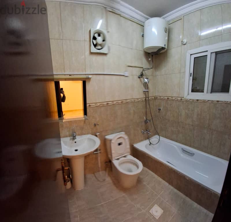 For rent in Al Mashaf flat in villal naer Lulu Hypermarket 2 bhk famil 3