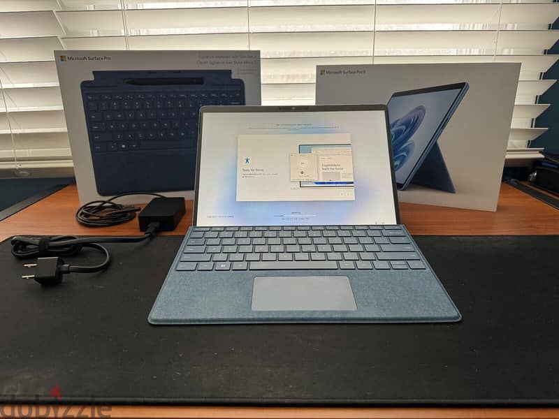 Microsoft - Surface Pro 9 – 13" – Intel Evo Core i7- 16GB – 256GB SSD 1